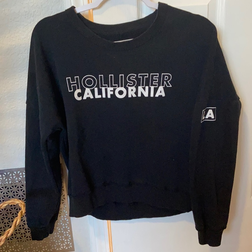 Black hollister long sleeve shirt